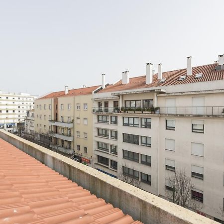 Charming Apartment Tram 28 Лиссабон Экстерьер фото