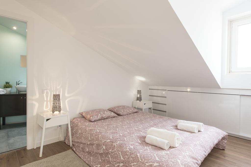 Charming Apartment Tram 28 Лиссабон Экстерьер фото